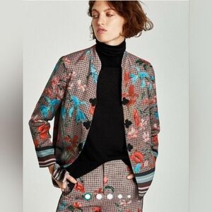 ZARA Asian Inspired Jacket Size Medium  #466‎